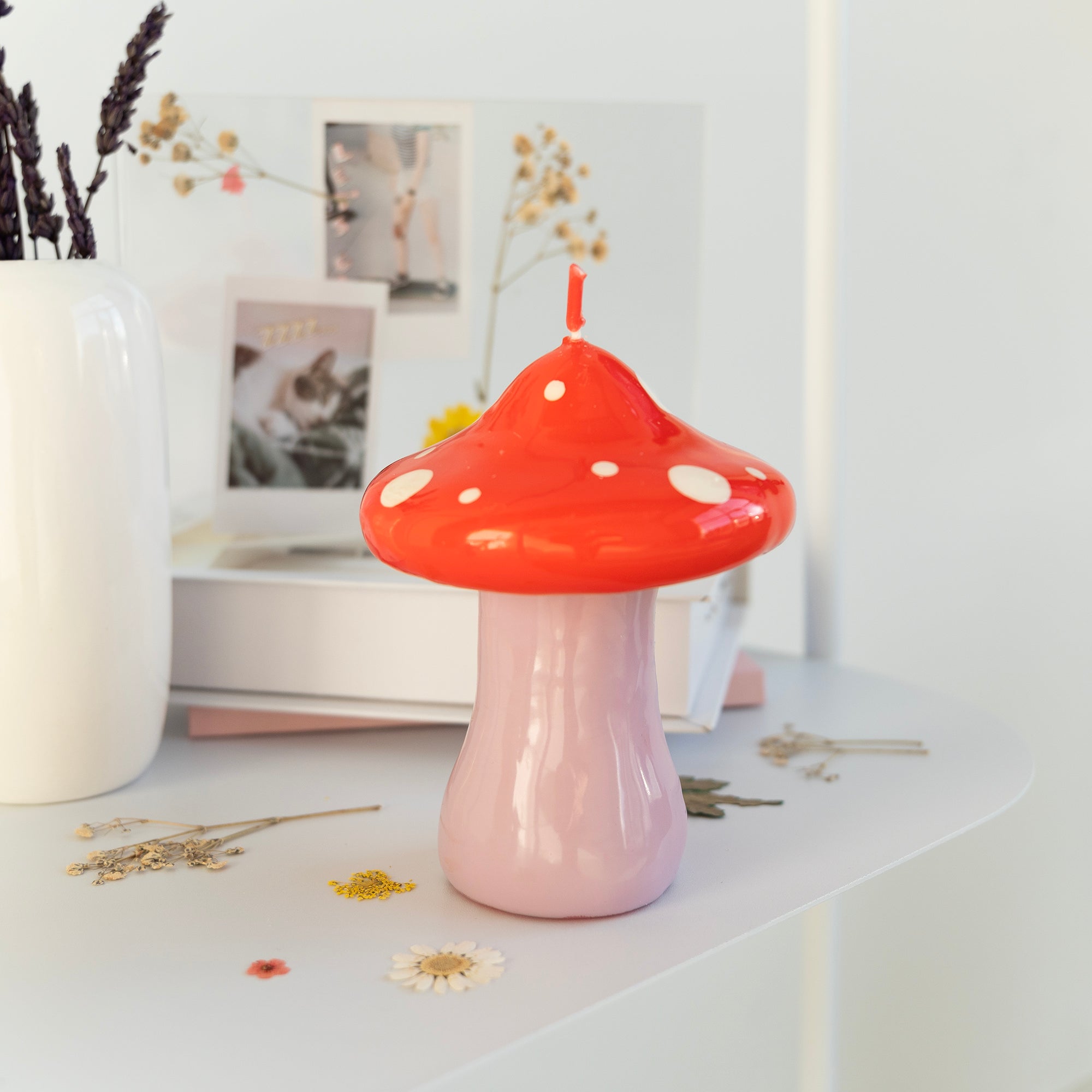 RED MUSHROOM CANDLE LARGE